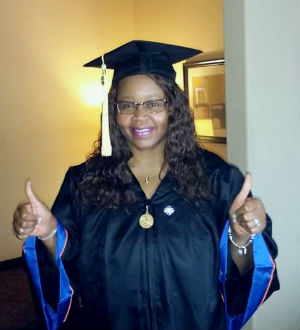 UTA online RN to BSN student Brenda White at graduation